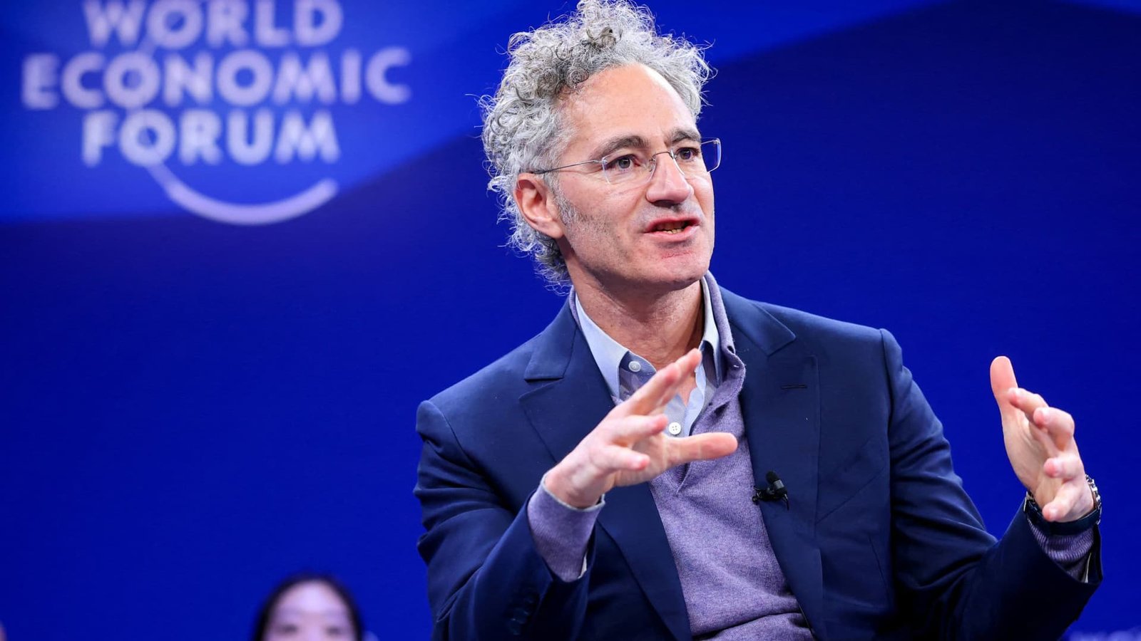 Palantir stock jumps 15% in week on Iran war boosts, Anthropic muted