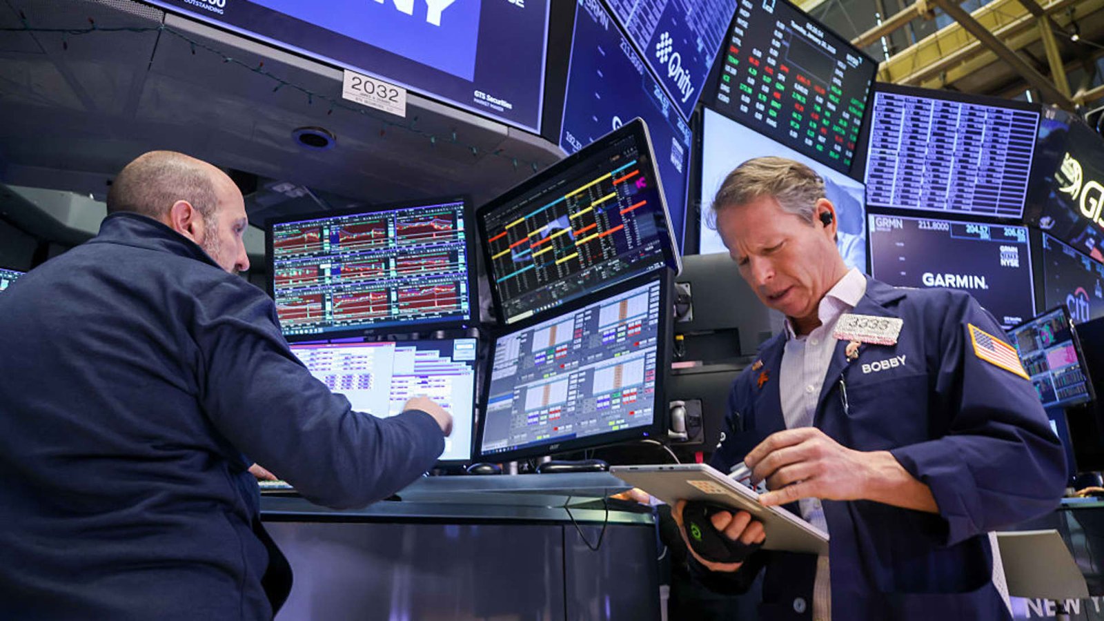 Treasury yields tumble as Trump talks up Iran ceasefire plan