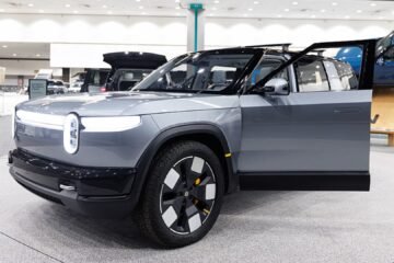 Uber, Rivian announce $1.25 billion deal for 50,000 robotaxis