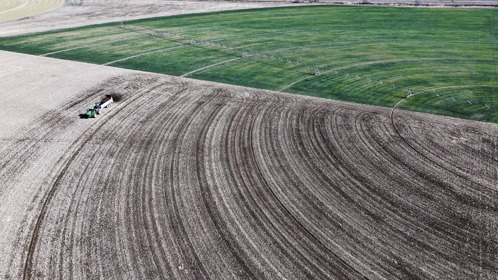 Iran-induced fertilizer shortage threatens Republicans in farm states