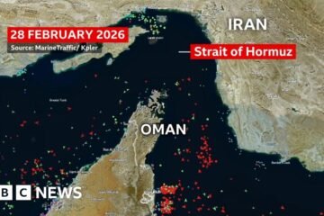 Timelapse shows change in the flow of ships in the Strait of Hormuz