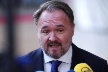 EU urges members to start storing winter gas as Iran war causes price surge | Oil and Gas News