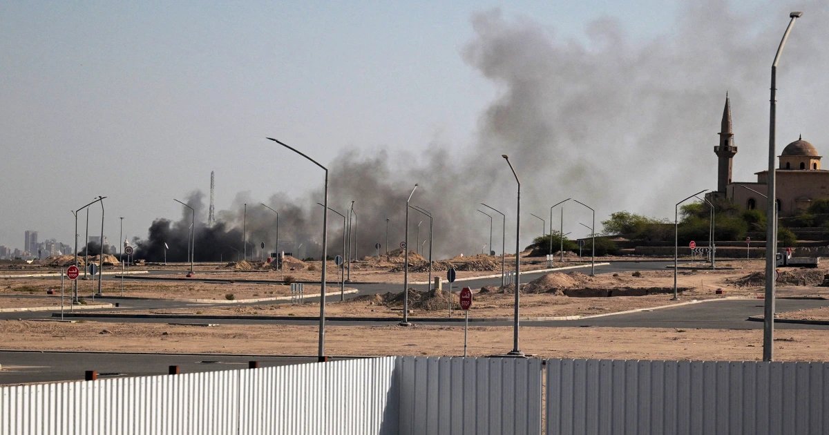 State Department urges Americans across Mideast to depart as strikes continue