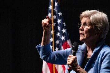 Elizabeth Warren jumps into Democratic primary battles across the country