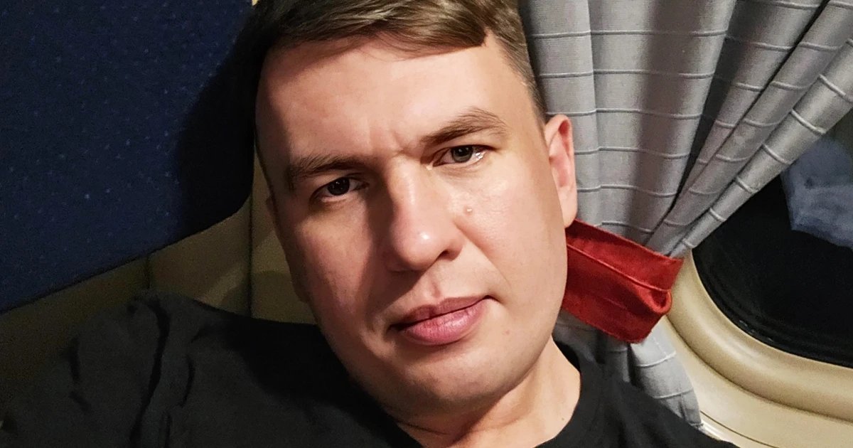 A Kremlin loyalist suddenly turned against Putin. A day later, he was in a psychiatric hospital.