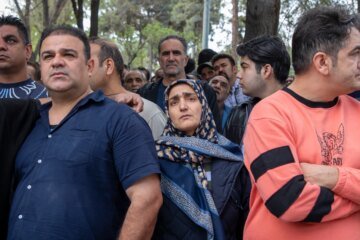 No end to war in sight after one month as Iran squeezes global economy