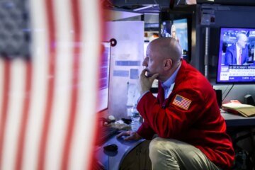 Stocks have the worst quarter since 2022 as Trump economy slips