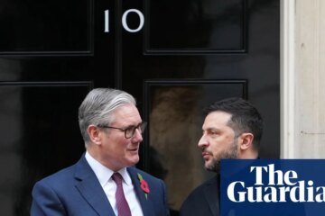 Iran war cannot be ’windfall’ for Putin, says Starmer, as Zelenskyy arrives in UK | Foreign policy