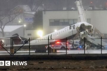 How the deadly LaGuardia Airport crash unfolded