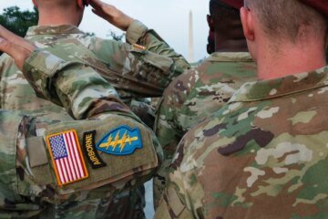 U.S. expected to deploy troops from 82nd Airborne to Middle East for Iran war