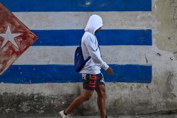 Trump says he has “no problem” with Russian tanker bringing oil to Cuba despite blockade