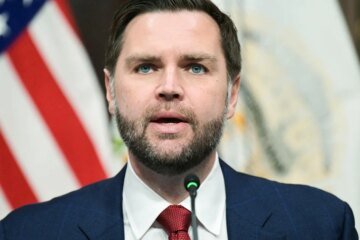 JD Vance appears at secretive conservative donor summit as 2028 presidential speculation grows