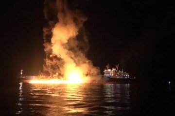 Iran war paralyzes oil trade, U.S. military plane crashes in Iraq