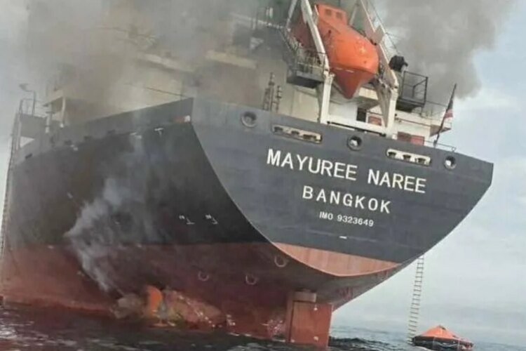 Trump vows to end war soon as Iran hits ships, threatens banks, and toll on U.S. forces emerges