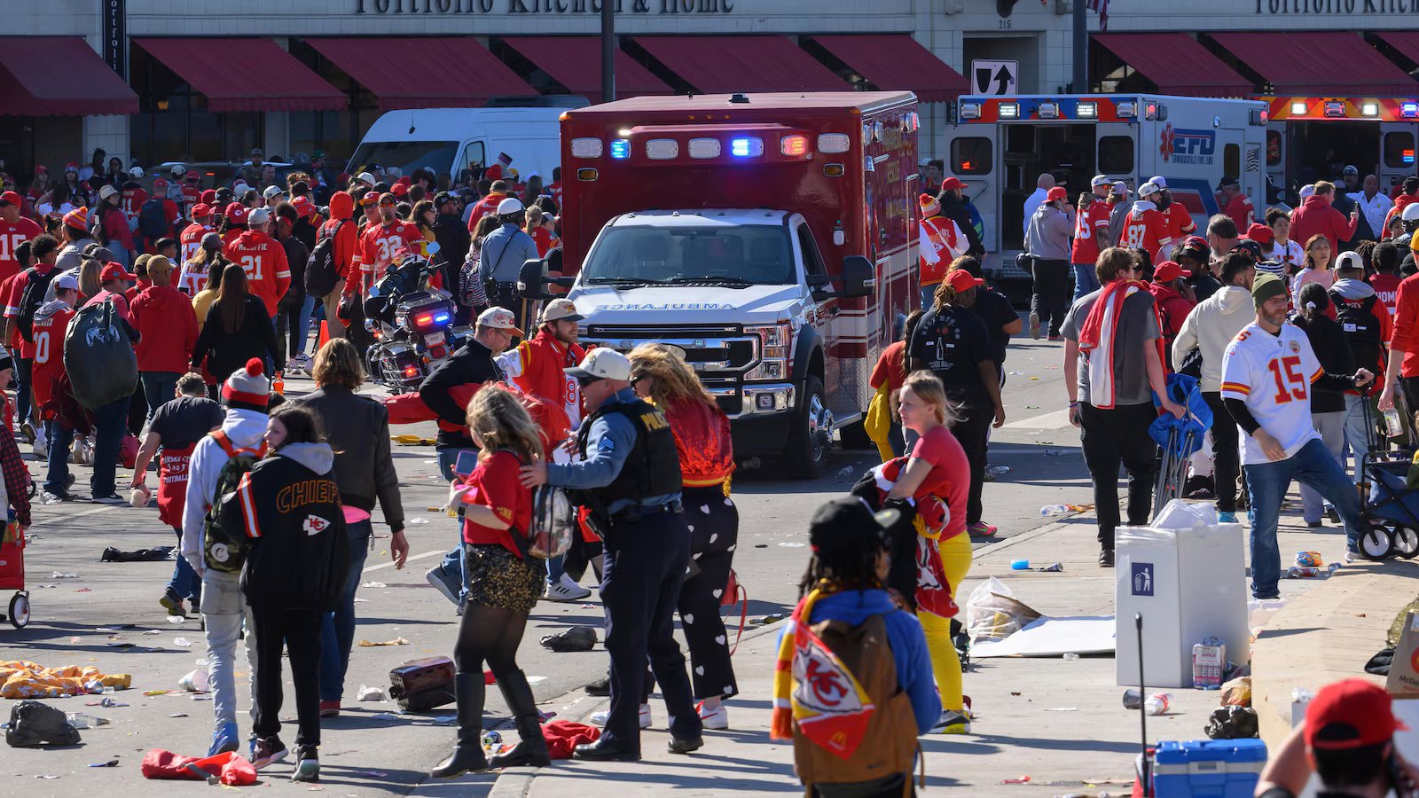 Prosecutor drops murder charge against shooter at Chiefs rally and cites self defense laws
