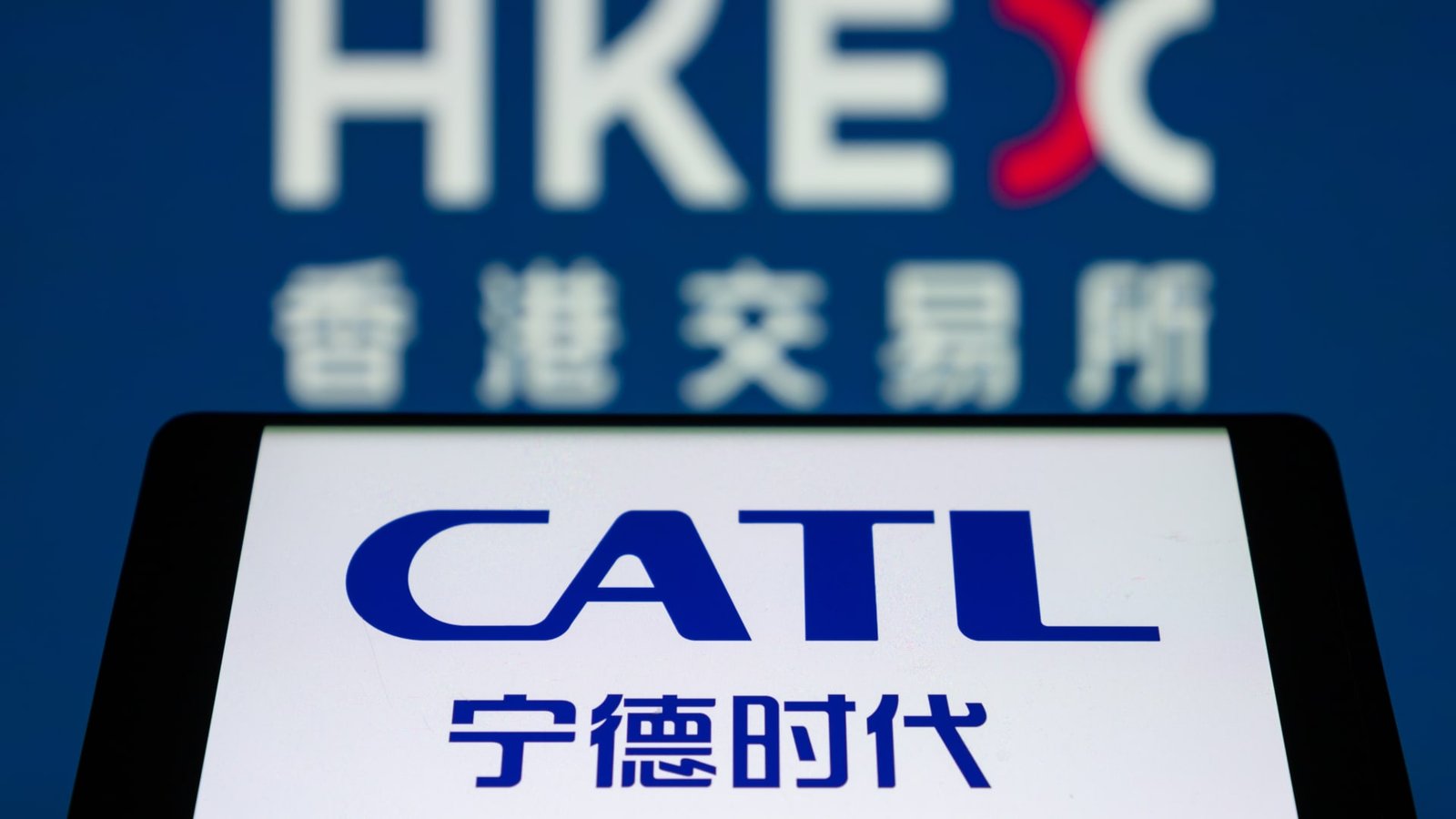 CATL shares slide after $5 billion Hong Kong share placement plan