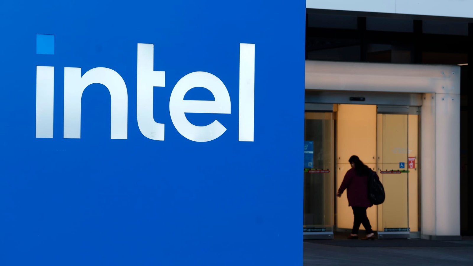 Intel stock soars more than 20% as chipmaker shows signs of turnaround