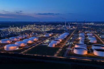 Oil rises as Trump reaffirms deadline for striking Iran’s power plants, bridges