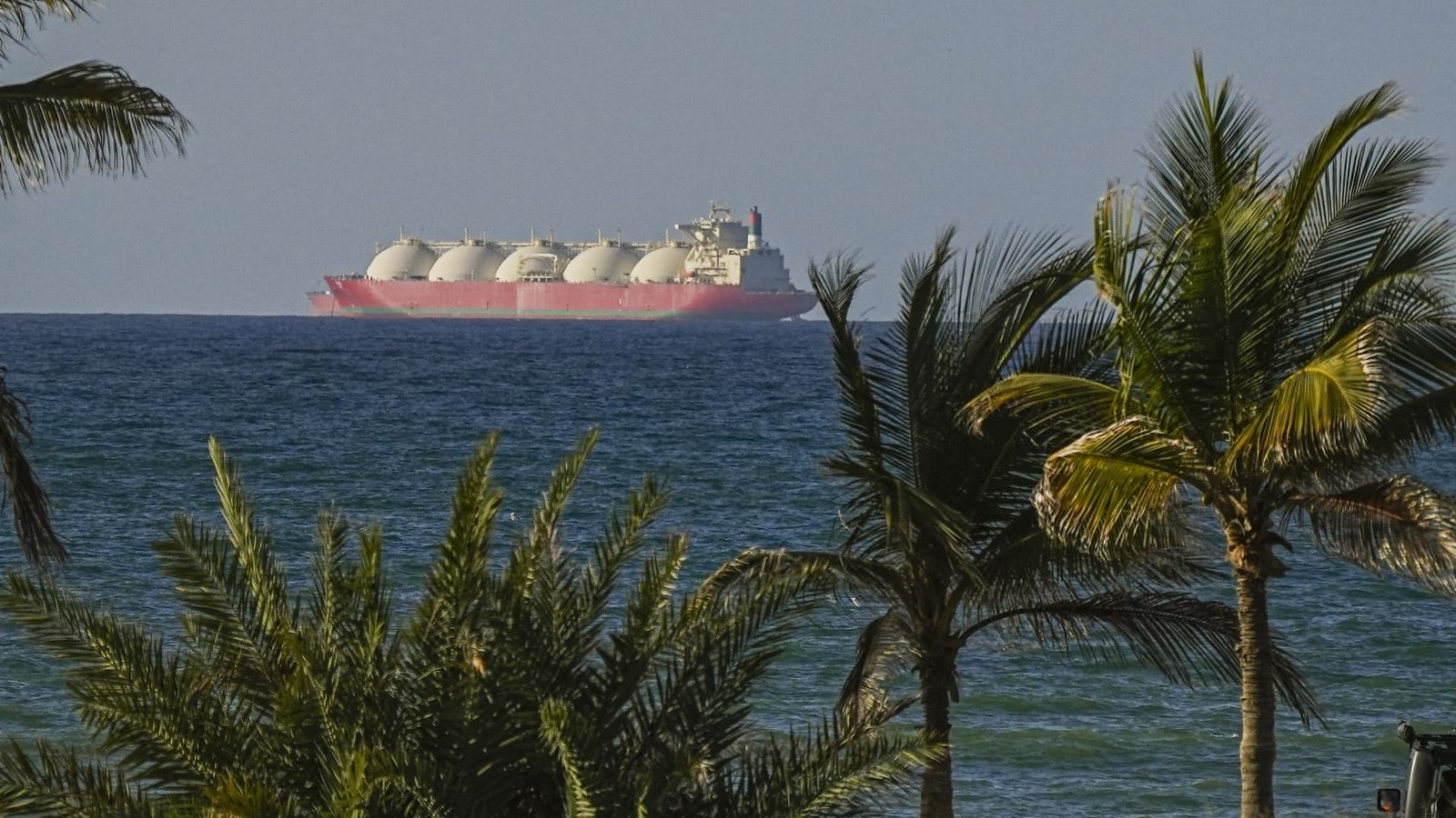 Strait of Hormuz toll confusion remains