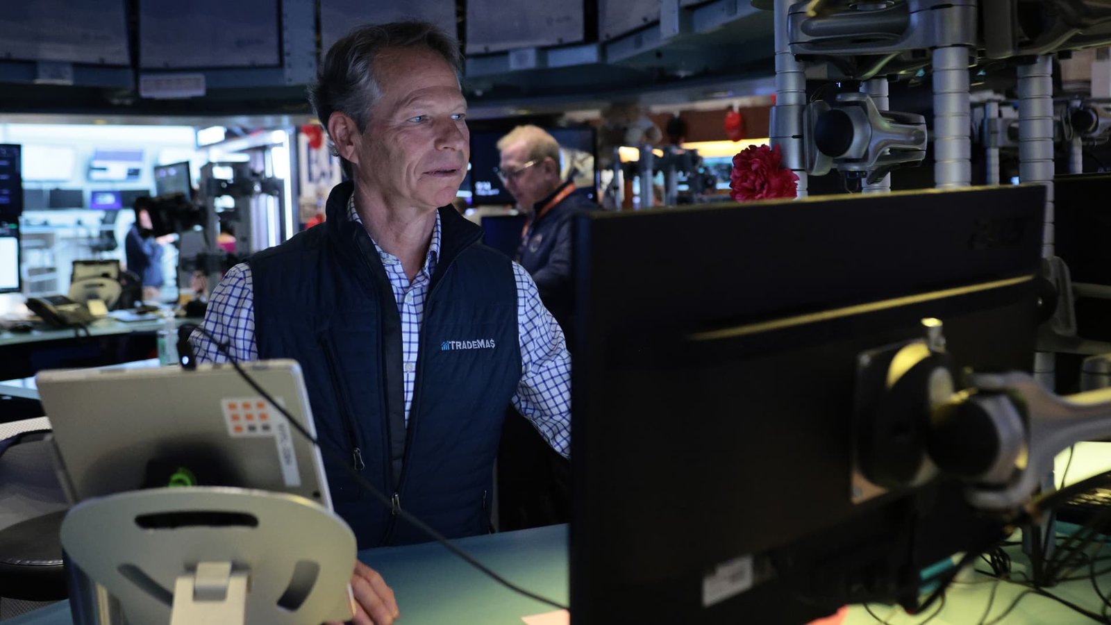 Stoxx 600, FTSE, DAX, CAC, oil, Iran latest news