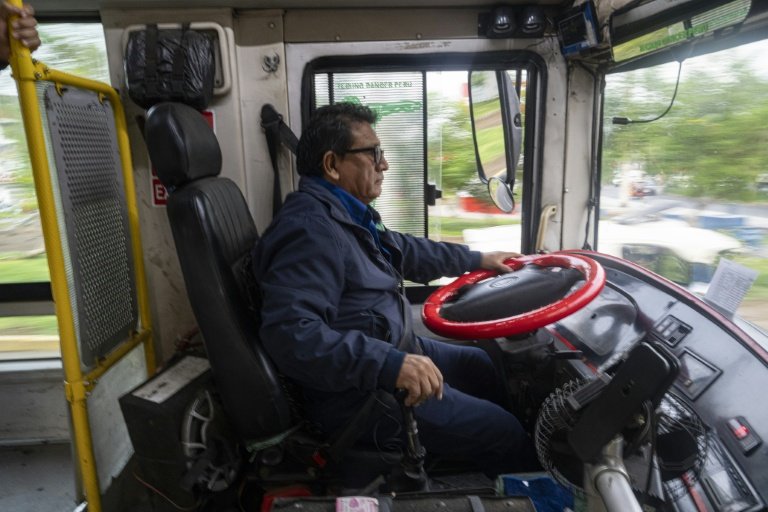 How Peru bus drivers try to stay safe