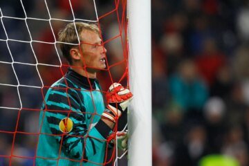 Ex-Arsenal and Liverpool keeper Manninger killed in car crash with train | Sport News
