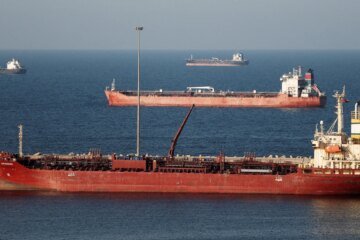 U.S. military turned back six ships in first 24 hours of Iranian port blockade