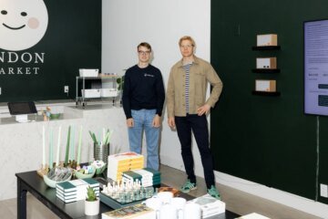 AI is the boss at this retail store. What could go wrong?