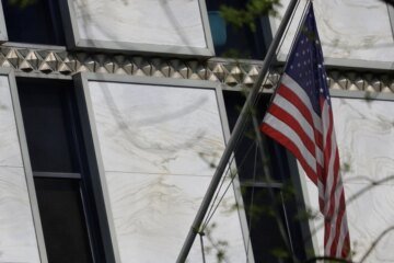 2 U.S. Embassy staffers, 2 Mexican law enforcement officials die in accident in Chihuahua