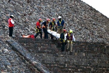 Gunman at Mexico’s Teotihuacán pyramids kills Canadian woman, injures others