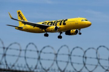 Spirit bailout idea fuels fears about government, business