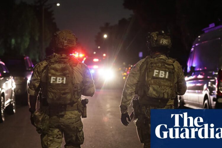 Suspect charged with attempting to assassinate Trump at press dinner | White House correspondents’ dinner shooting