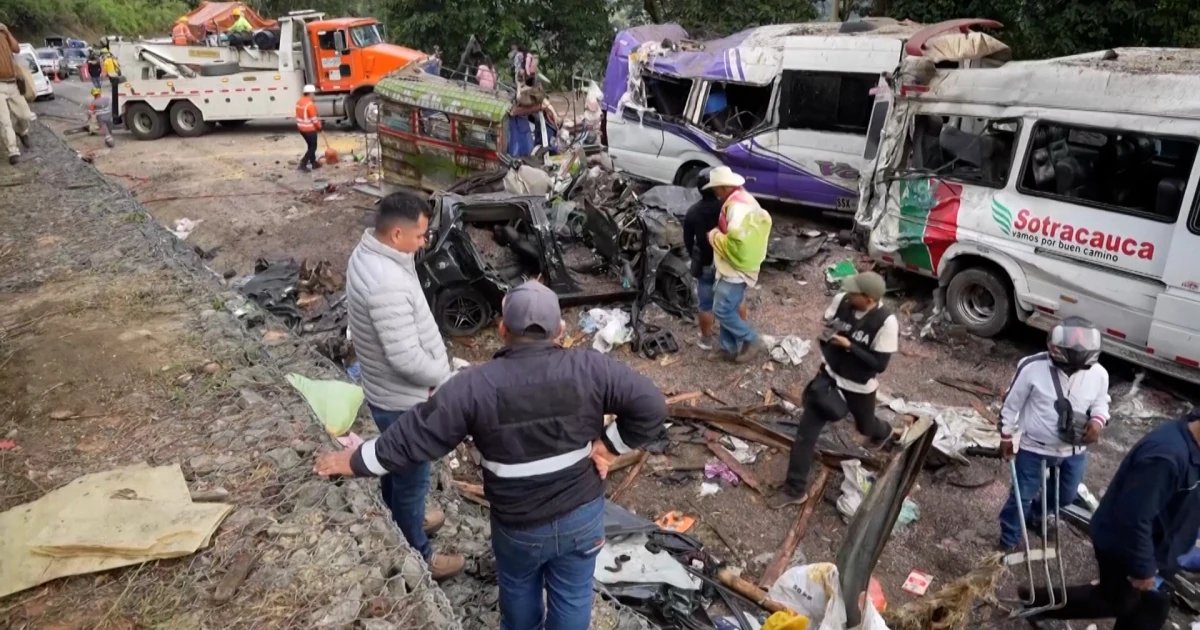 At least 19 killed, dozens hurt in Colombia highway blast