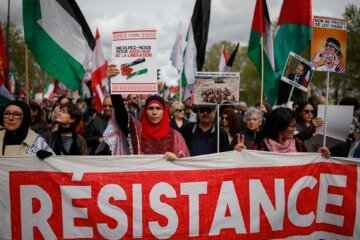 Protesters rally in Paris against ‘liberty-killing’ anti-Semitism bill | Protests