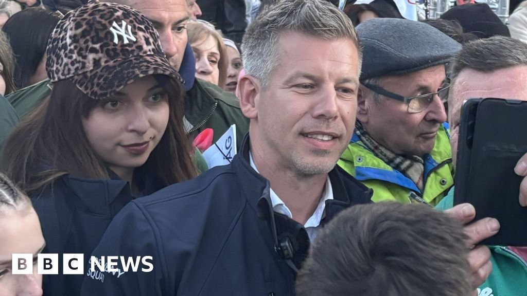 Final push for votes as challenger to Hungary’s Orbán senses victory