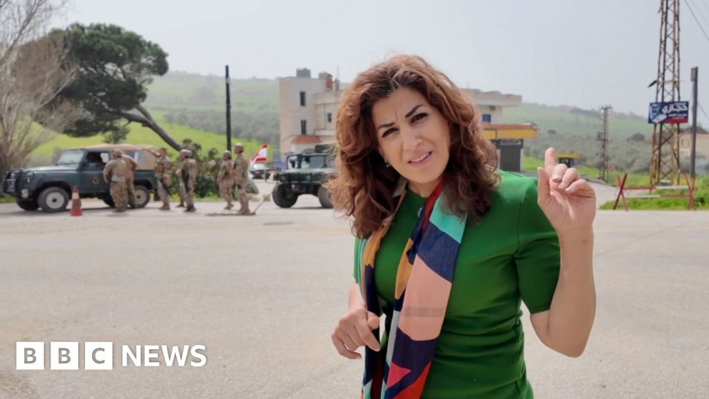 BBC reports from Lebanese border town as residents try to go back