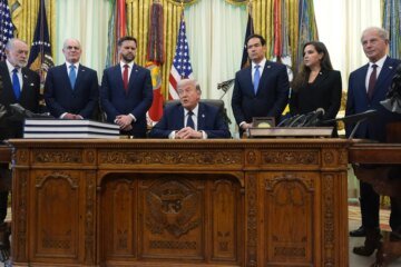 Israel-Lebanon ceasefire extended by 3 weeks following White House peace talks, Trump says