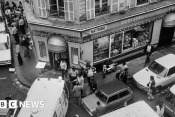 Palestinians hand over suspect in 1982 attack on Jewish restaurant in Paris