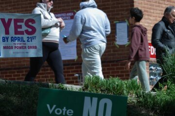 Virginia voters approve new congressional map favoring Democrats, CBS News projects