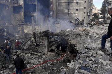 Trump cautions Iran against charging tolls through Strait of Hormuz as fragile ceasefire holds