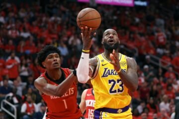 Lakers down Rockets in overtime for 3-0 series lead, Celtics beat Sixers | Basketball News