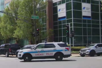 One Chicago police officer killed, second wounded in shooting at Swedish Hospital on North Side