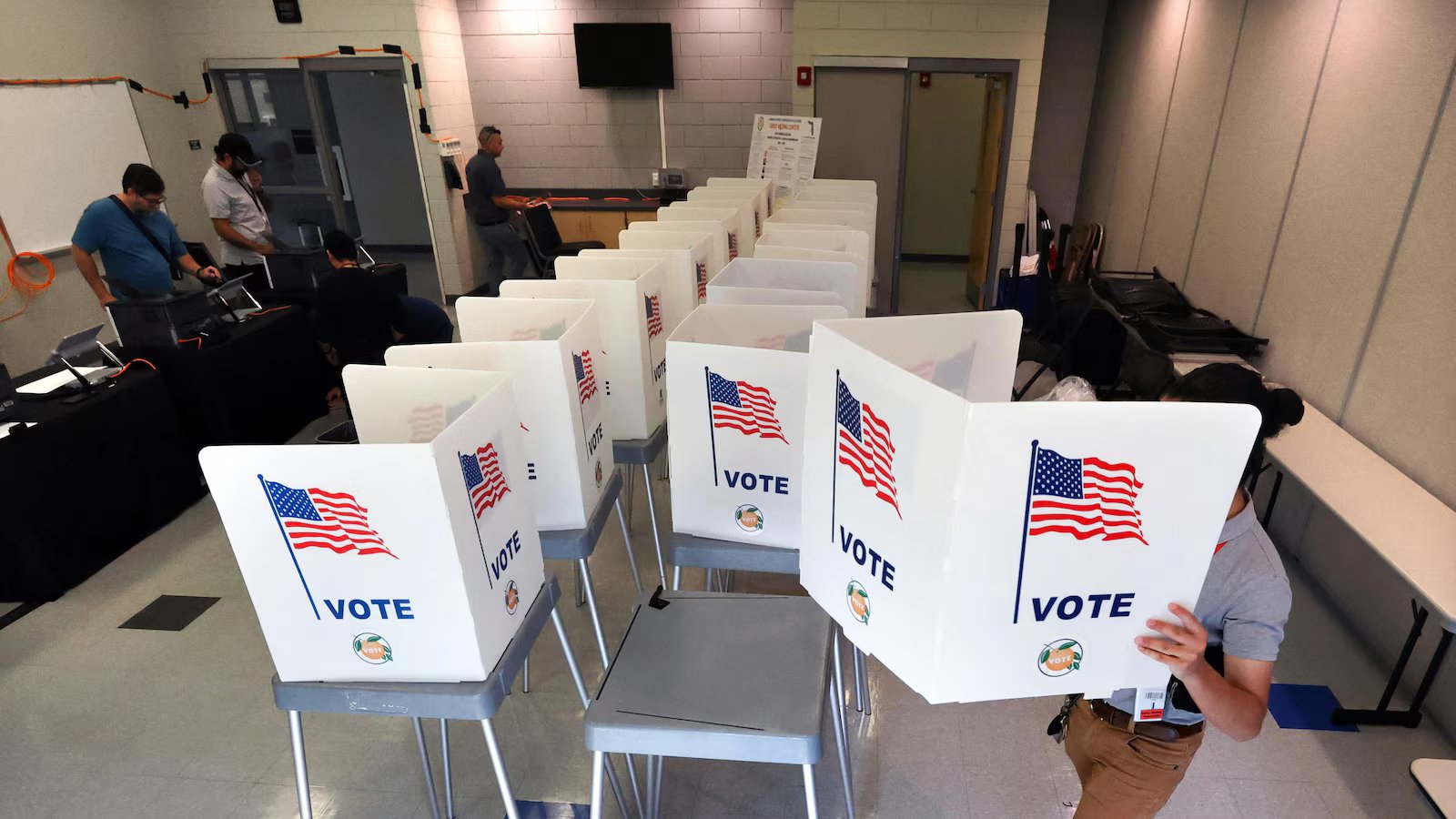 Florida and Mississippi enact voter citizenship checks, sparking a lawsuit in the Sunshine State