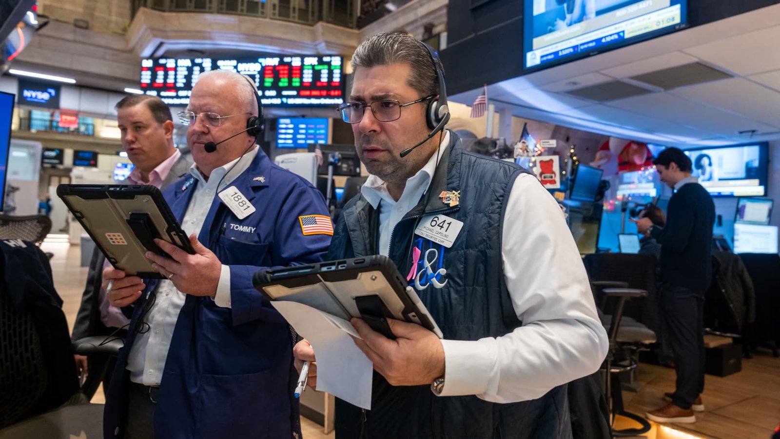 Treasury yields near flat amid optimism for possible Iran peace deal