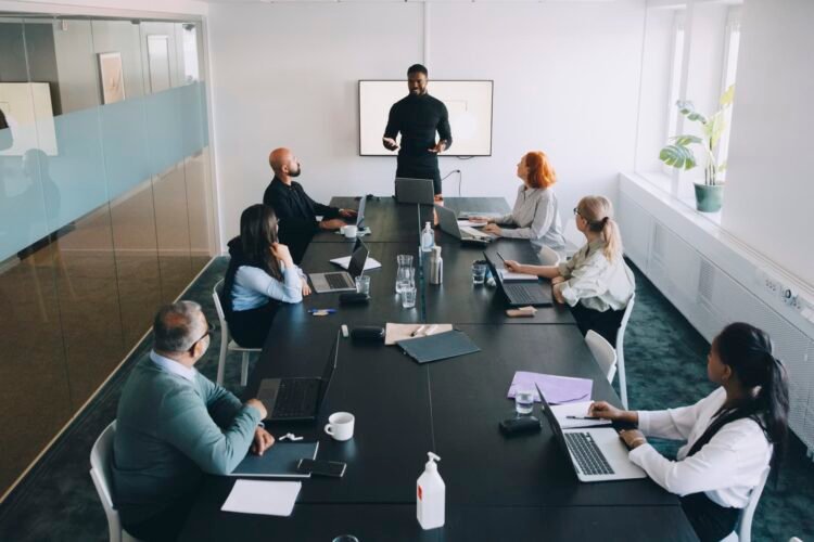 Here’s how artificial intelligence is changing boardrooms