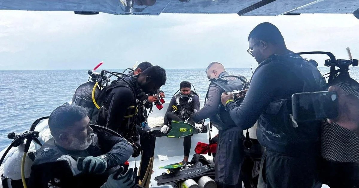 Divers find bodies of 4 Italians in Maldives sea cave