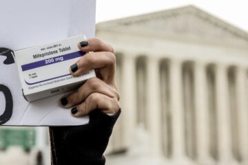 Supreme Court asked to pause ruling blocking telehealth and mail access to abortion pills