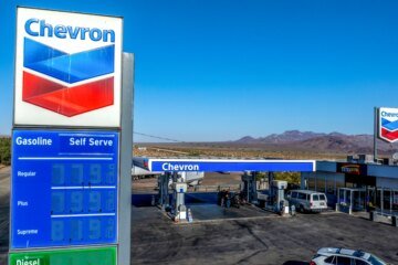 Gas hits $4.46, oil jumps amid questions about Trump’s plan