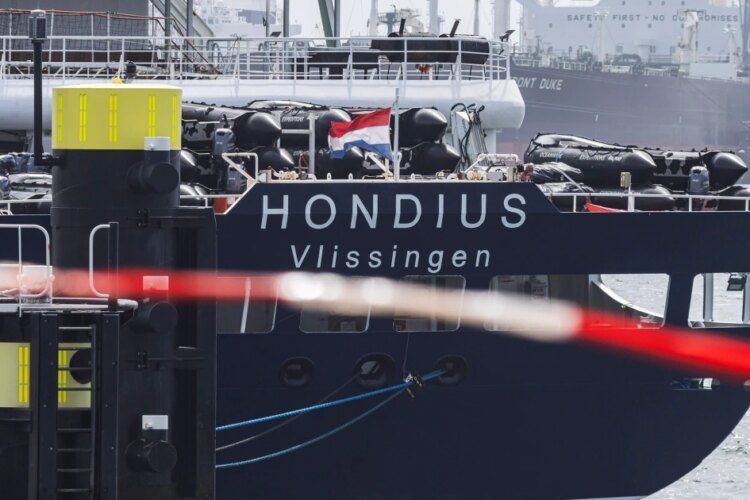 Hantavirus cases linked to cruise ship rise to 12 after crew member tests positive