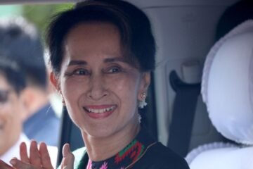 Detained Myanmar ex-leader Suu Kyi to meet legal team this weekend